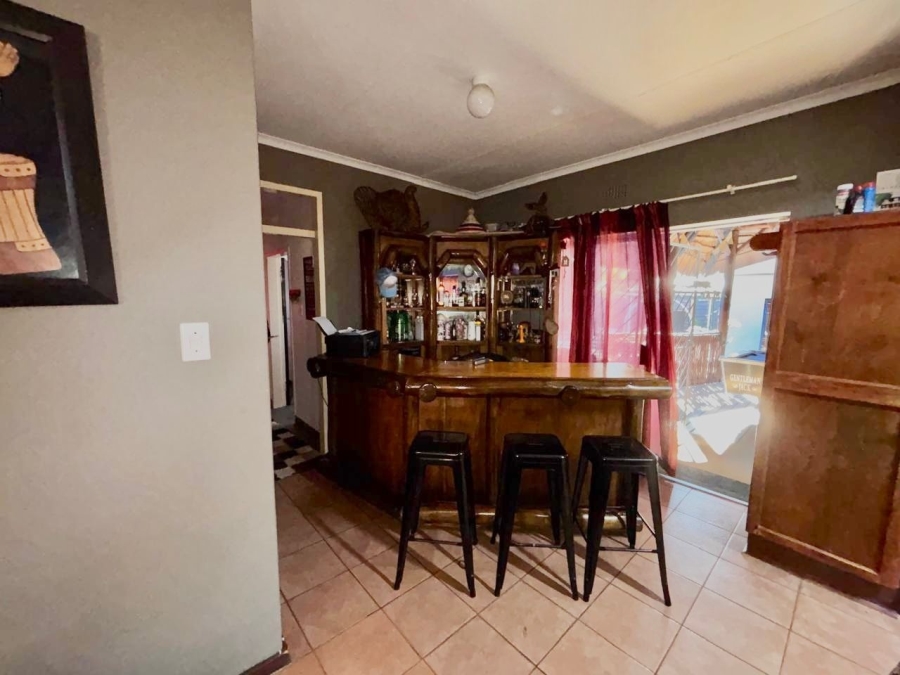 3 Bedroom Property for Sale in Geelhoutpark North West